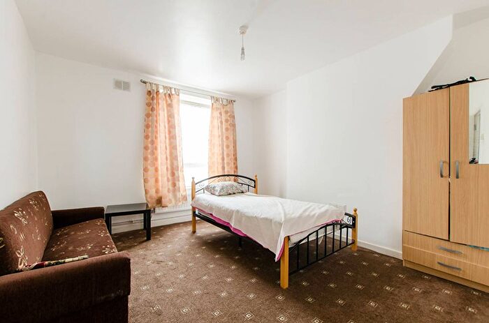 1 Bedroom Flat To Rent In Spelman Street, Brick Lane, London, E1