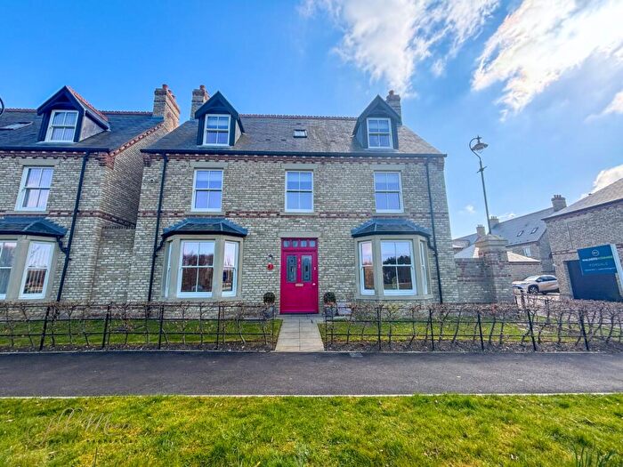 5 Bedroom Detached House For Sale In Brugeford Way, Lambton Park, Chester Le Street, County Durham, DH3