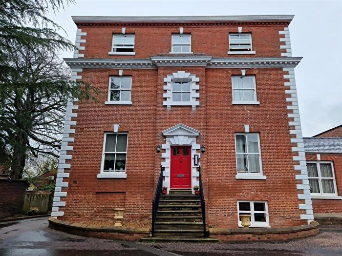 2 Bedroom Apartment To Rent In West Street, Congleton, CW12