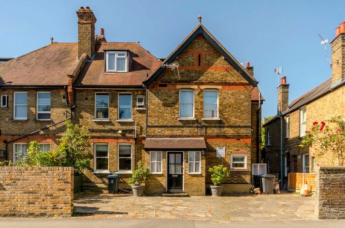 4 Bedroom Flat To Rent In Denmark Road, Kingston, Kingston Upon Thames, KT1