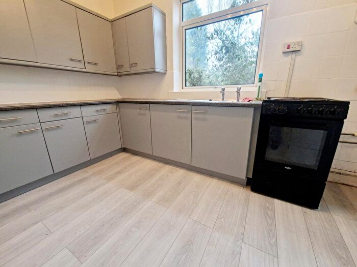 2 Bedroom Semi-Detached House To Rent In Bank Lane, BB1