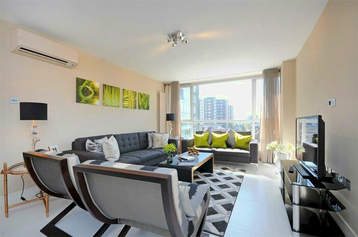 3 Bedroom Apartment To Rent In St. Johns Wood Park, St. Johns Wood, London, NW8