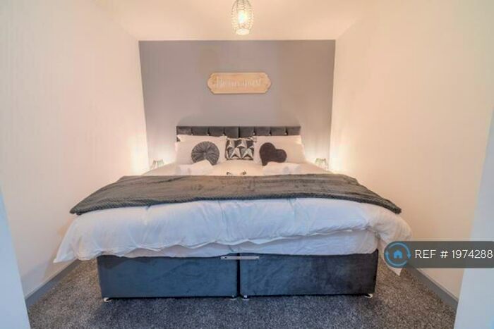 Studio To Rent In Marco Island, Nottingham, NG1