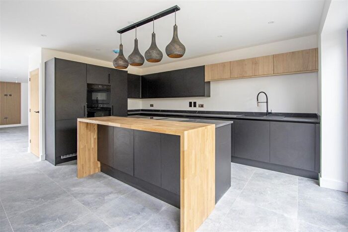 4 Bedroom Detached Bungalow For Sale In Newport Road, Rumney, Cardiff, CF3