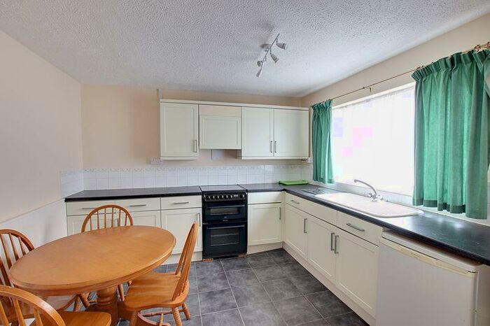 1 Bedroom Flat To Rent In Waiblingen Way, Devizes, SN10