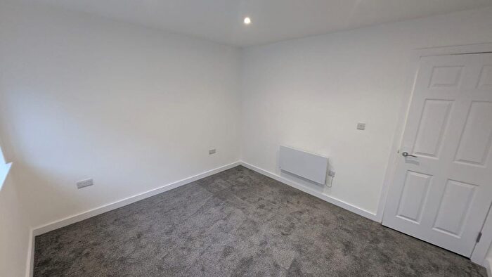 1 Bedroom Flat To Rent In Percy Street, Hull, HU2