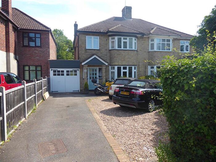 3 Bedroom Semi Detached House To Rent In Lincoln Road, Peterborough, PE4