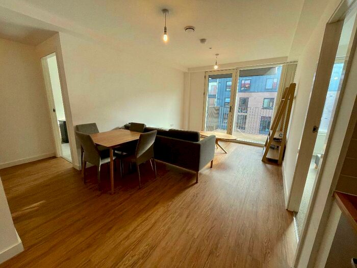 2 Bedroom Apartment To Rent In Stretford Road, Hulme, Manchester, Lancashire, M15