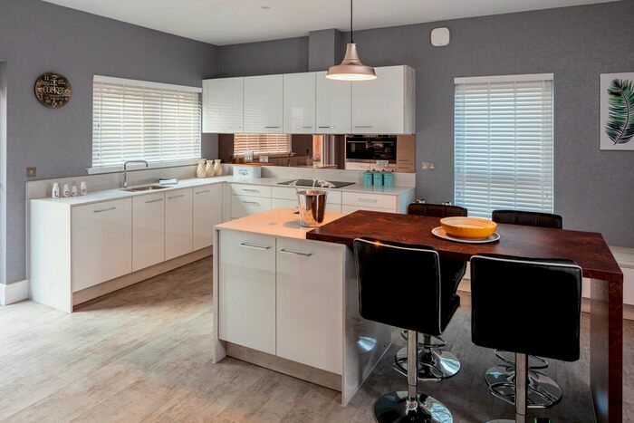 5 Bedroom Detached House For Sale In Stewart Gardens, Calico Road, Glasgow, G77