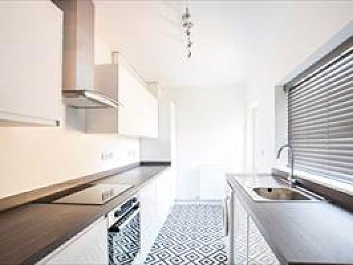 3 Bedroom Terraced House To Rent In Meredith Street, Crewe, CW1