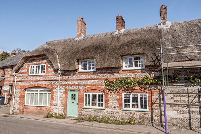 3 Bedroom Terraced House For Sale In Piddletrenthide, Dorchester, DT2