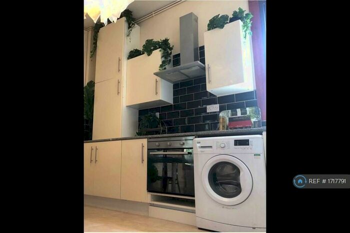 2 Bedroom Flat To Rent In Picton Road, Liverpool, L15