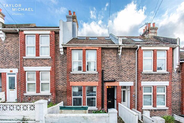 5 Bedroom Terraced House For Sale In Ladysmith Road, Brighton, BN2