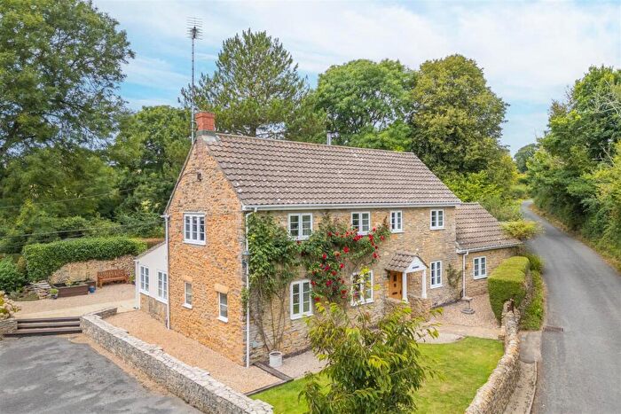 3 Bedroom Detached House For Sale In Shipton Gorge, Bridport, DT6