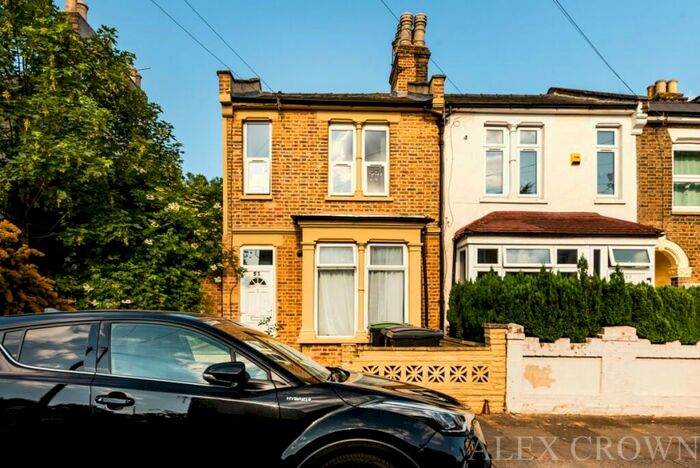 Studio To Rent In Sutherland Road, Tottenham, N17