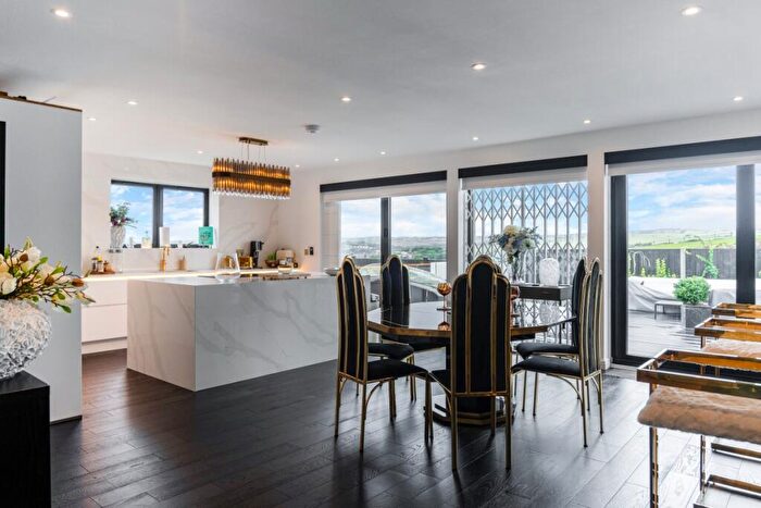 3 Bedroom Detached House To Rent In Grand Crescent Rottingdean, BN2