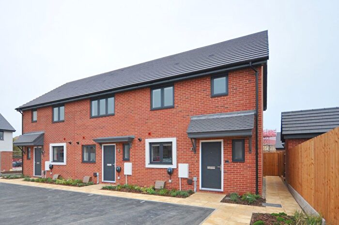 3 Bedroom Semi Detached House To Rent In Spindle Way, Hardwicke, Gloucester, GL2