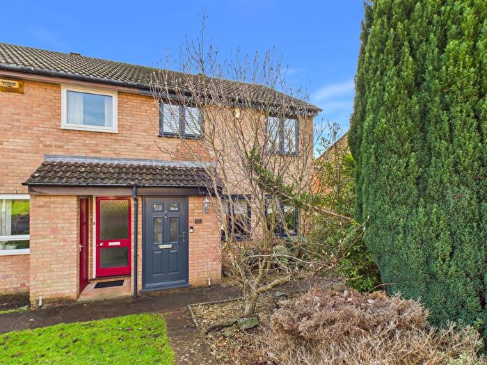 3 Bedroom Semi Detached House For Sale In Ryecroft Rise, Long Ashton, Bristol, BS41