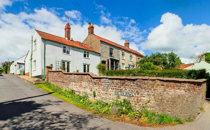 2 Bedroom End Of Terrace House For Sale In Ratten Row, Langtoft, Driffield, YO25