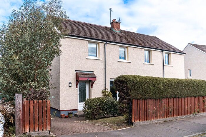 3 Bedroom Semi-detached House For Sale In Craigpark Avenue, Ratho, Newbridge, EH28