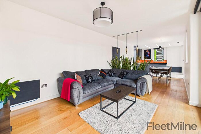 1 Bedroom Apartment For Sale In The Orb, Tenby Street, Birmingham, B1