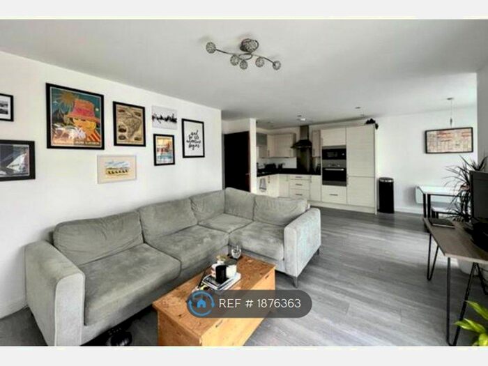 2 Bedroom Flat To Rent In Midlothian Court, Gateshead, NE8