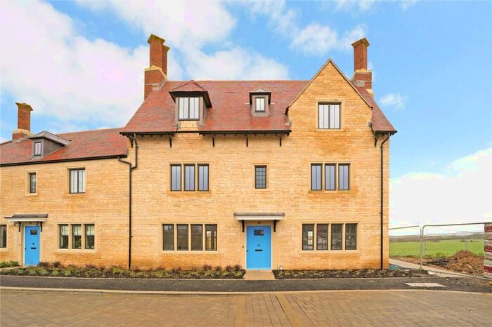 5 Bedroom End Of Terrace House To Rent In Sand Furlong, Bletchingdon, Kidlington, Oxfordshire, OX5