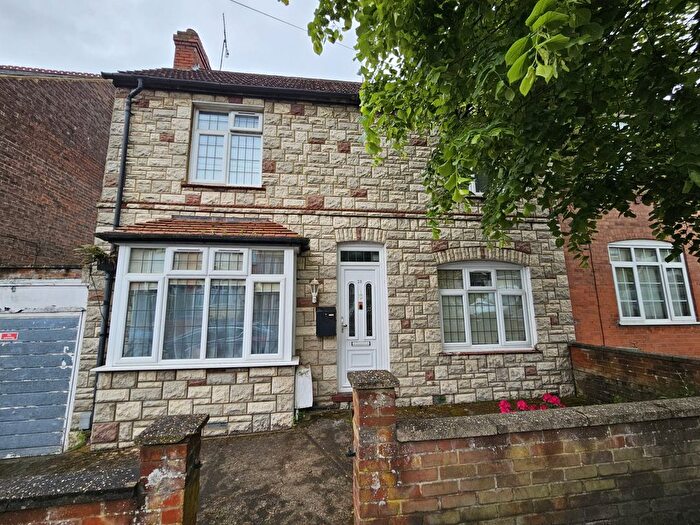 1 Bedroom Flat To Rent In Flat Hillborough Road, Luton, LU1