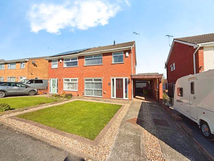 3 Bedroom Semi Detached House For Sale In Eagle Lane, Little Sutton, Cheshire, CH66