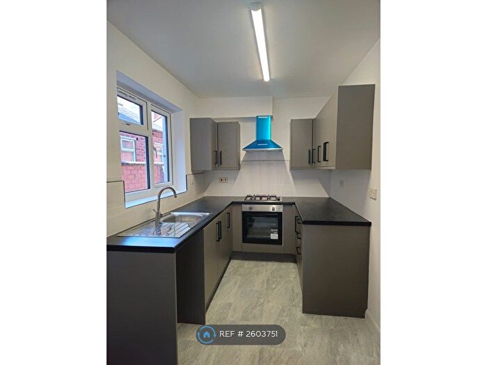 2 Bedroom Terraced House To Rent In Derwent Street, Leicester, LE2