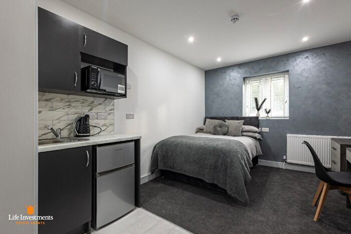 1 Bedroom House Of Multiple Occupation To Rent In Benn Street, Rugby, Warwickshire, CV22