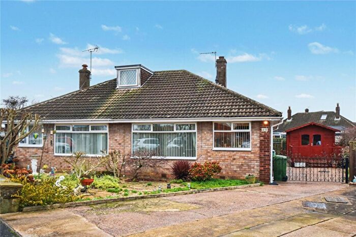 2 Bedroom Bungalow For Sale In Purbeck Grove, Garforth, Leeds, West Yorkshire, LS25
