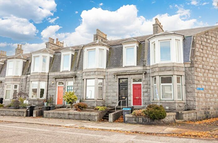 2 Bedroom Flat For Sale In Clifton Road, Aberdeen, Aberdeen City, AB24