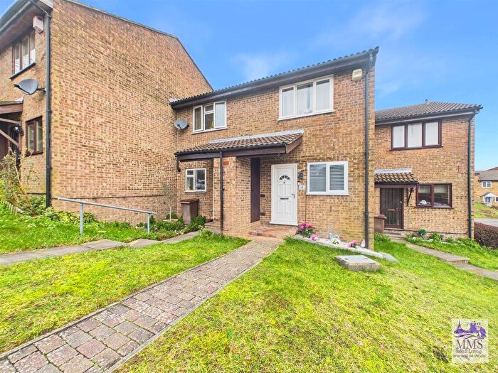 2 Bedroom Terraced House For Sale In Monarch Close, Walderslade, Chatham, ME5