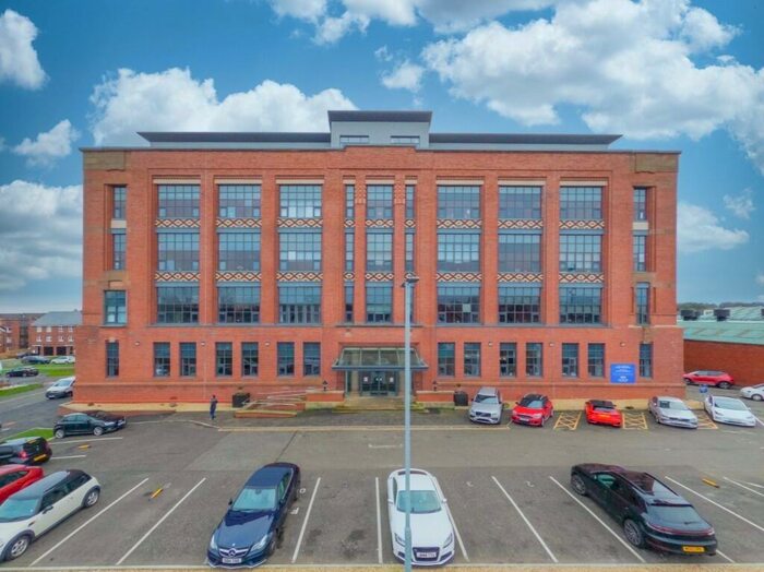 2 Bedroom Apartment To Rent In Inverlair Avenue, Flat /, Cathcart, Glasgow, G43