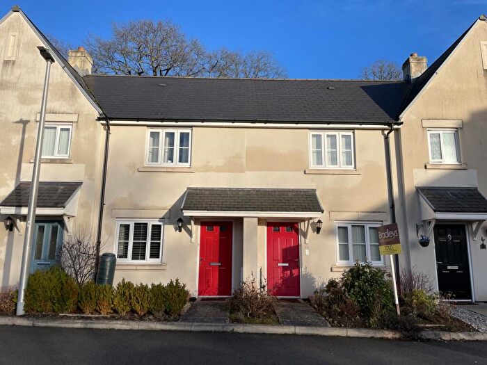 2 Bedroom Terraced House To Rent In Morlaix Close, Dawlish, EX7