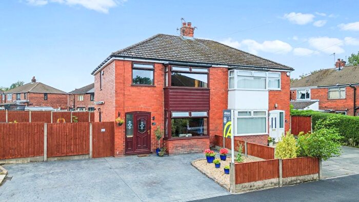 3 Bedroom Semi-detached House For Sale In Blenheim Road, Ashton-In-Makerfield, WN4