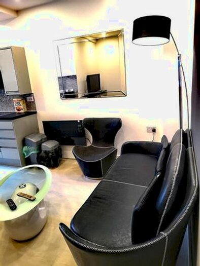 1 Bedroom Flat To Rent In Richmond Parc, Richmond Road, Cardiff, CF24