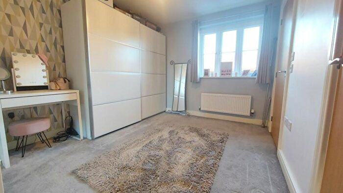 2 Bedroom End Of Terrace House For Sale In Ivatt Close, Bourne, PE10