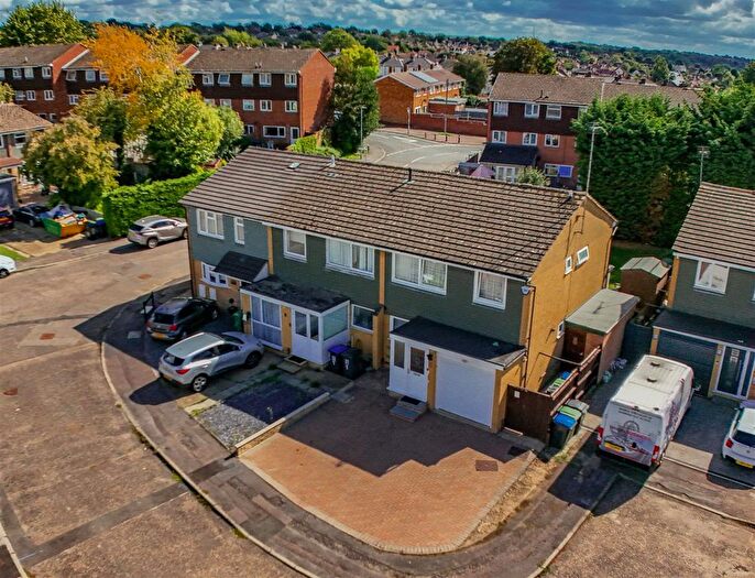 3 Bedroom End Of Terrace House For Sale In Ranworth Close, Hemel Hempstead, HP3