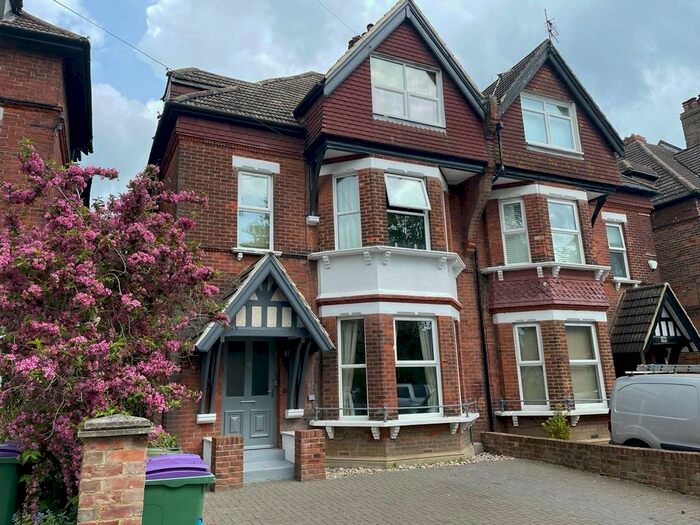 1 Bedroom Apartment To Rent In Kingsnorth Gardens, Folkestone, Kent, CT20