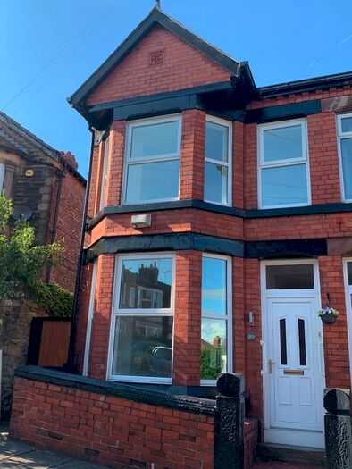 3 Bedroom Semi-Detached House To Rent In Derwent Road, Prenton, CH43