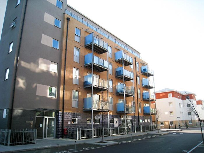 1 Bedroom Apartment To Rent In Merchant Street, London, E3
