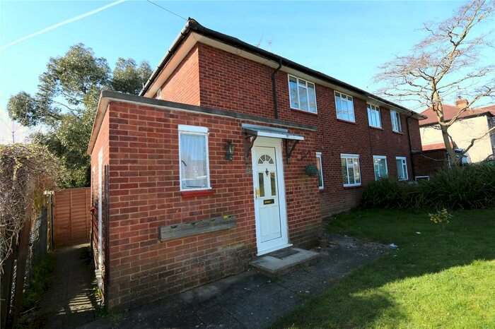 2 Bedroom Parking/garage To Rent In Glenhurst Avenue, Ruislip, HA4