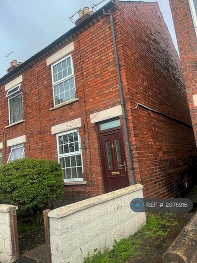 3 Bedroom End Of Terrace House To Rent In Bowbridge Road, Newark, NG24