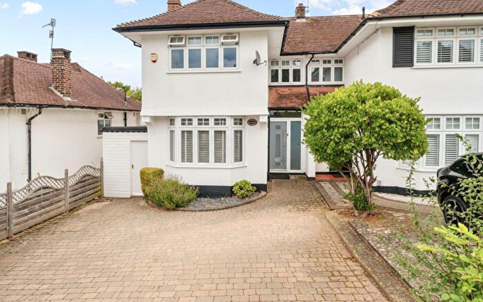 3 Bedroom Semi Detached House For Sale In Hillcroft Crescent, Watford, WD19