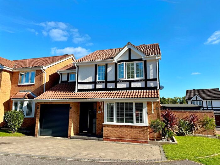 4 Bedroom Detached House For Sale In Burmese Close, Whiteley, PO15