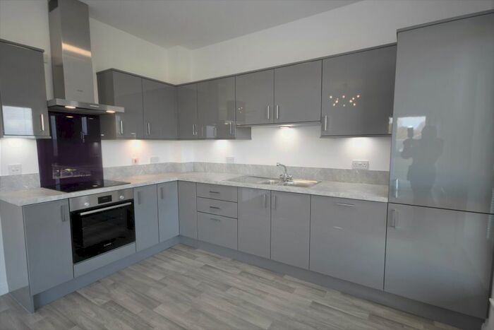 2 Bedroom Flat To Rent In Broomhall Court, Wester Inshes, Inverness, Highland IV2