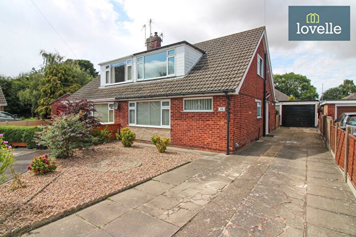 3 Bedroom Semi-detached House For Sale In Hazel Grove, Louth, LN11