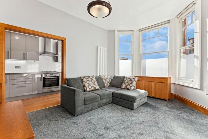 1 Bedroom Flat To Rent In Leigh Road, Islington, N5